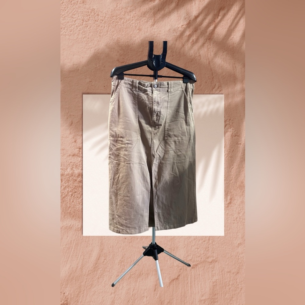 Size 33 Pistola long khaki skirt